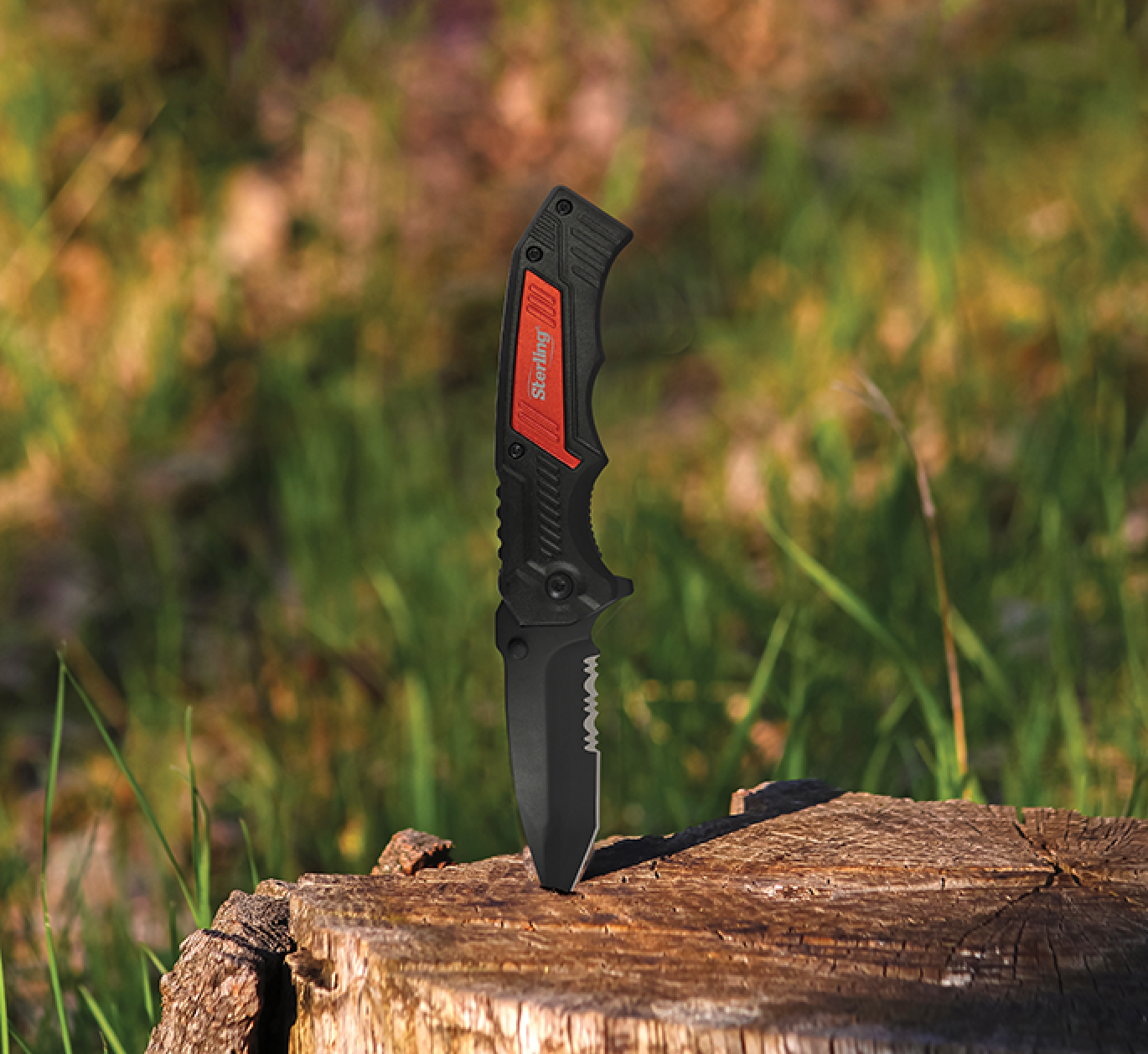 Nighthawk knife redefines versatility with sleek style